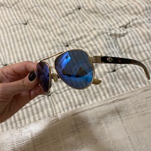 Used Costas- Womens Loreto